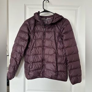 New Condition Aritzia Little Puff (plum color)